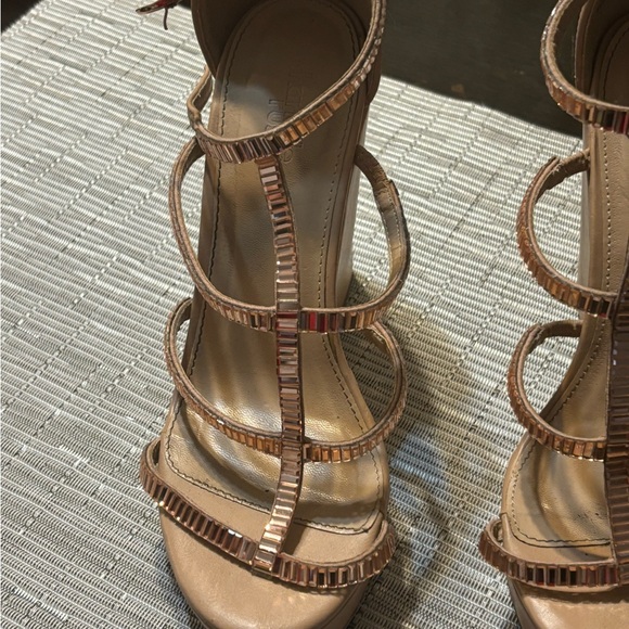 Very sexy shoes super comfortable very flattering size 7 - Picture 2 of 6